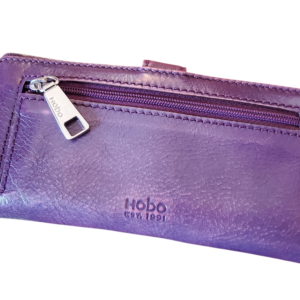 Hobo Women's Purple Leather Wallet - Picture 2 of 5